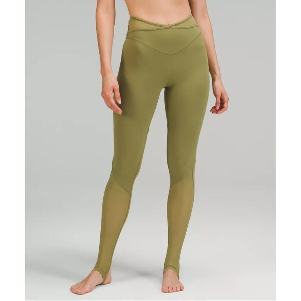 Lululemon women Nulu Crisscross Mesh Stirrup Tight brozen green leggings size 4